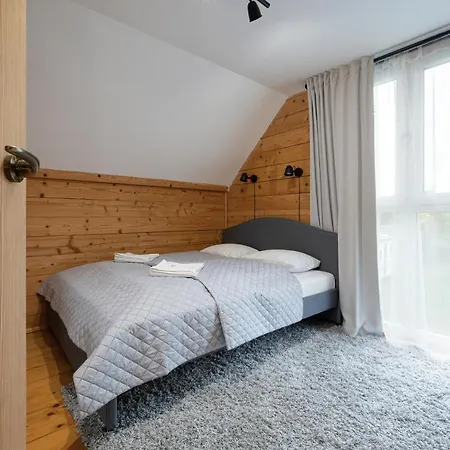 Rodzinny Dom Z Ogrodem I Parkingiem Z 3 Sypialniami By Renters * Zastan